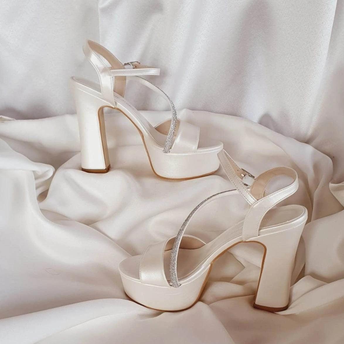 Wedding Heels 13 cm 12 cm Bridal Pearl White High Heels in Beirut Double Semele Sandals with rhinestones