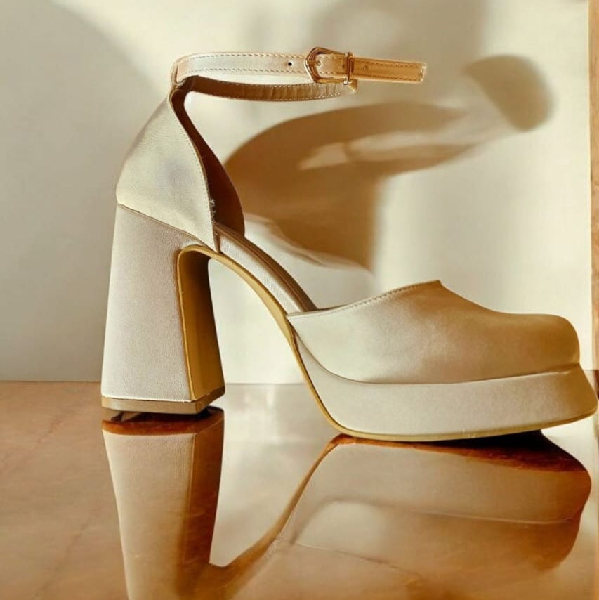 E10G 10cm Gold Satin Platform Heels Lebanon