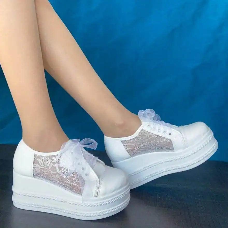 Best and more comfortable Wedding Shoes Bridal Lace Wedges Sneakers 7 to 8 cm Beirut White Lily Brides
