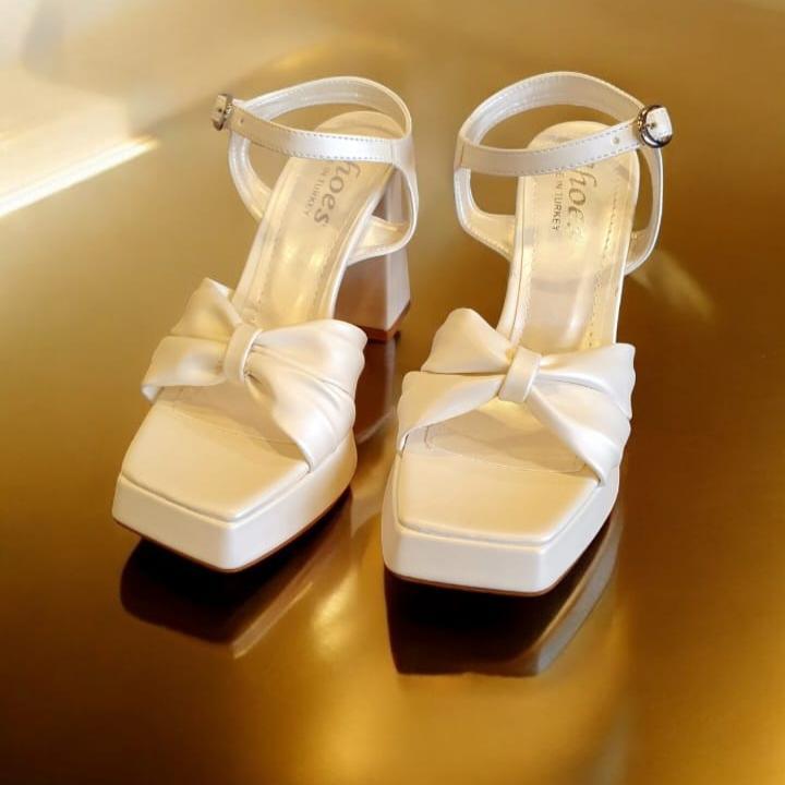 OMEGA 9cm-10cm Wedding Ivory Bridal Sandals