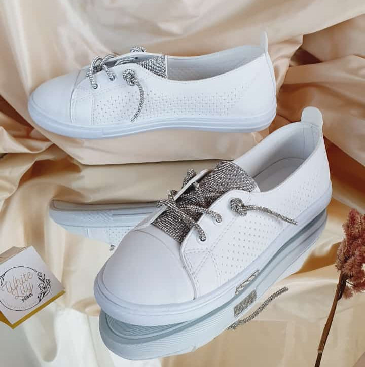Flat Bridal Sneakers Beirut.
Flat White Bridal Sneakers Lebanon