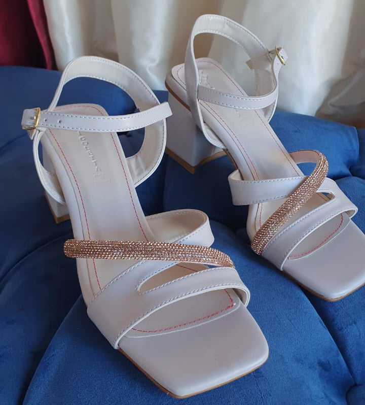 7-8cm Elegant nude sandals Beirut Lebanon