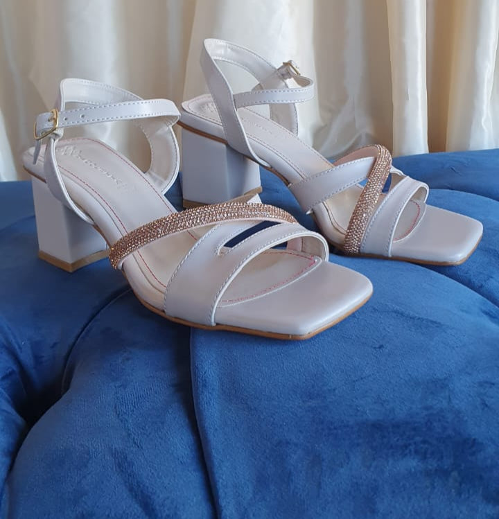 7-8cm Elegant nude sandals Beirut Lebanon