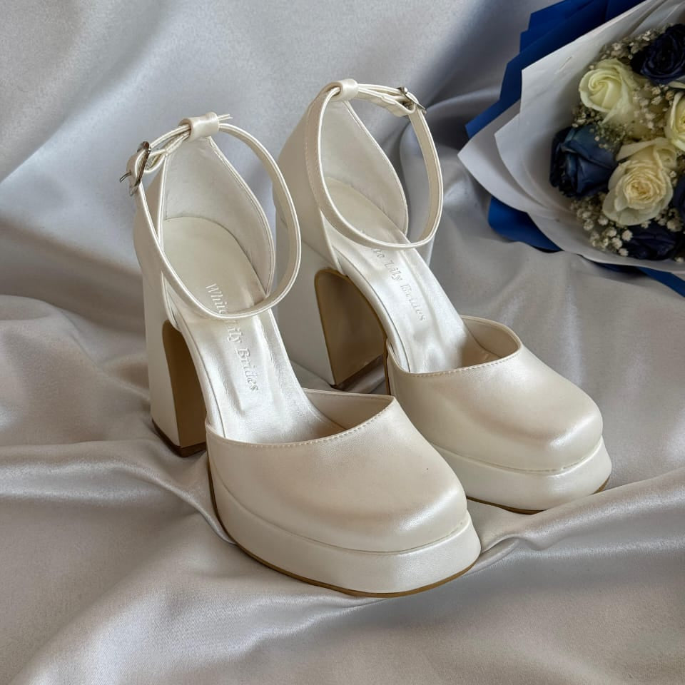 E10 10cm Elegant Pearl White Bridal Heels Shoes in Beirut