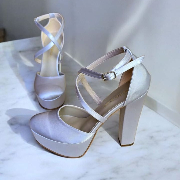 Silver satin bridal heels with a 14 cm block heel and a 4 cm platform, Beirut Lebanon