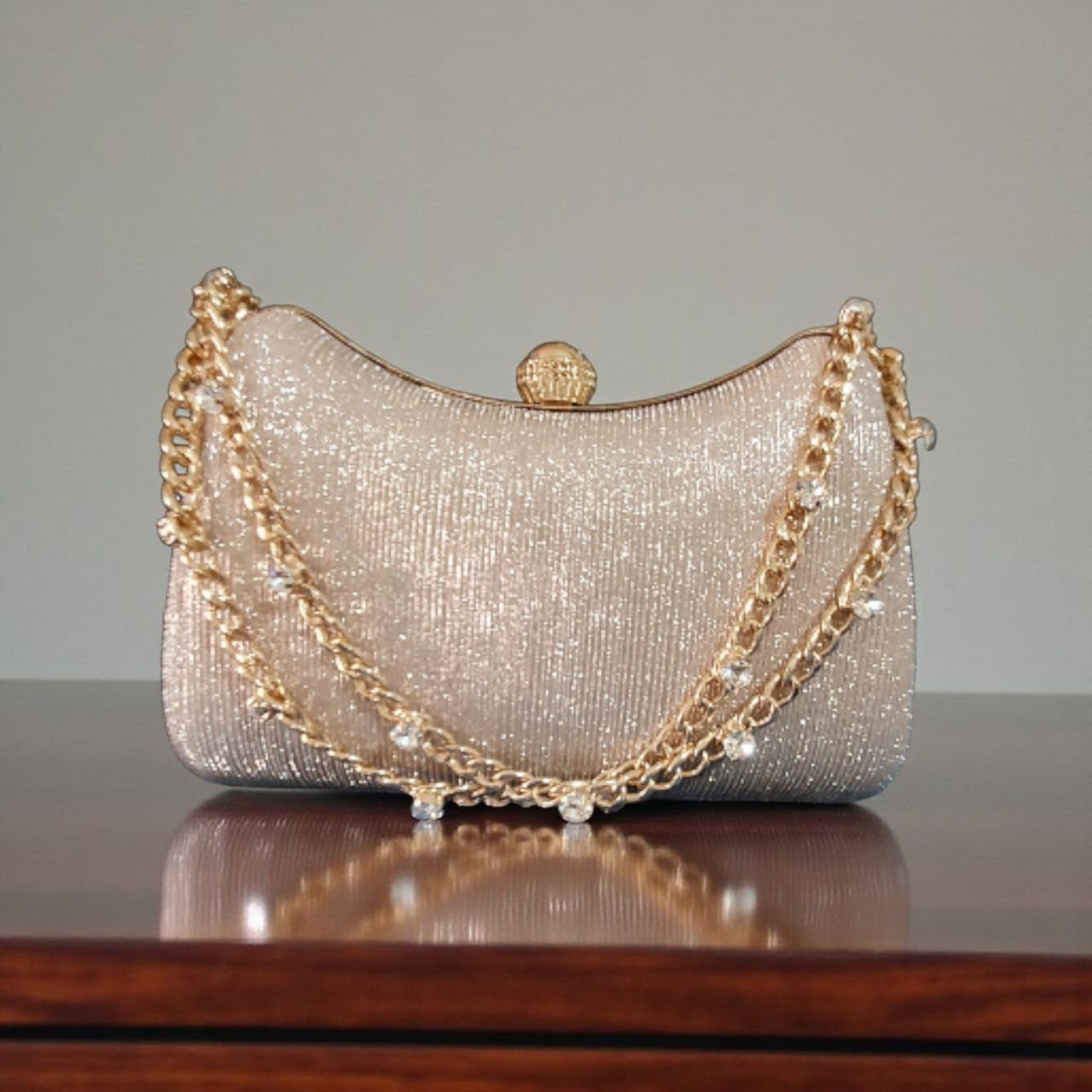 Gold Clutch (19x12x8)cm Elegant Handbag