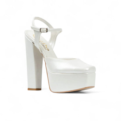 White high-heeled platform shoe on a white background
