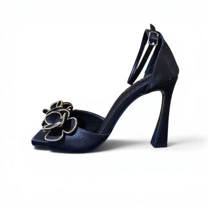 Designer black bridal high heels available online in Beirut Lebanon for weddings, bridesmaids, evening events and formal occasions.